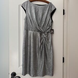 Muse silver crinkle crepe dress size 14 NWT